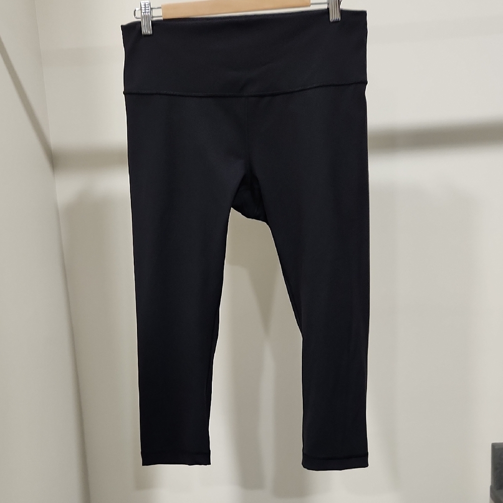 lululemon athletica Black Capri Leggings with High Waist